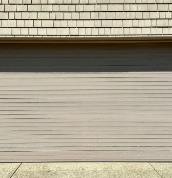 Comment choisir sa nouvelle porte de garage : matériaux, esthétisme et performances